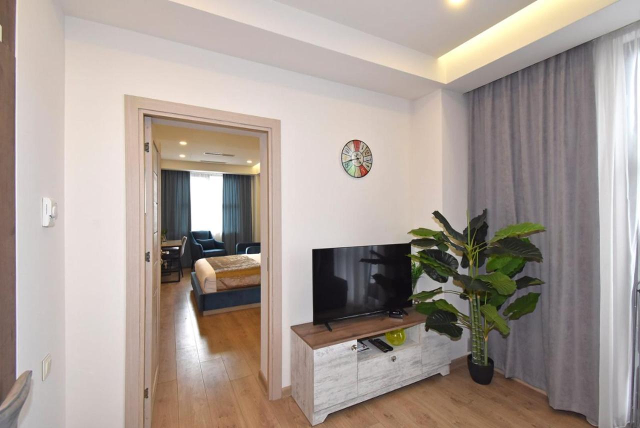 Home4You City Center Apartments Jerevan Eksteriør billede