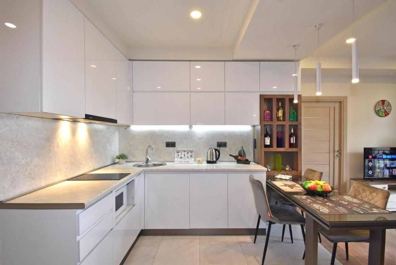 Home4You City Center Apartments Jerevan Eksteriør billede